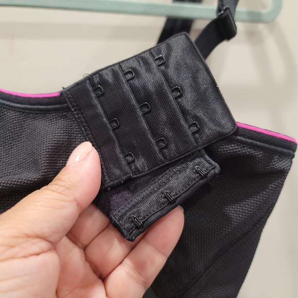 Dominique Black 6100 Zoe Pro Max Sport Bra - Sz 36G - Picture 3 of 7